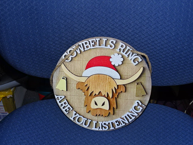 'Cute Christmas Highland Cow' Christmas Decoration