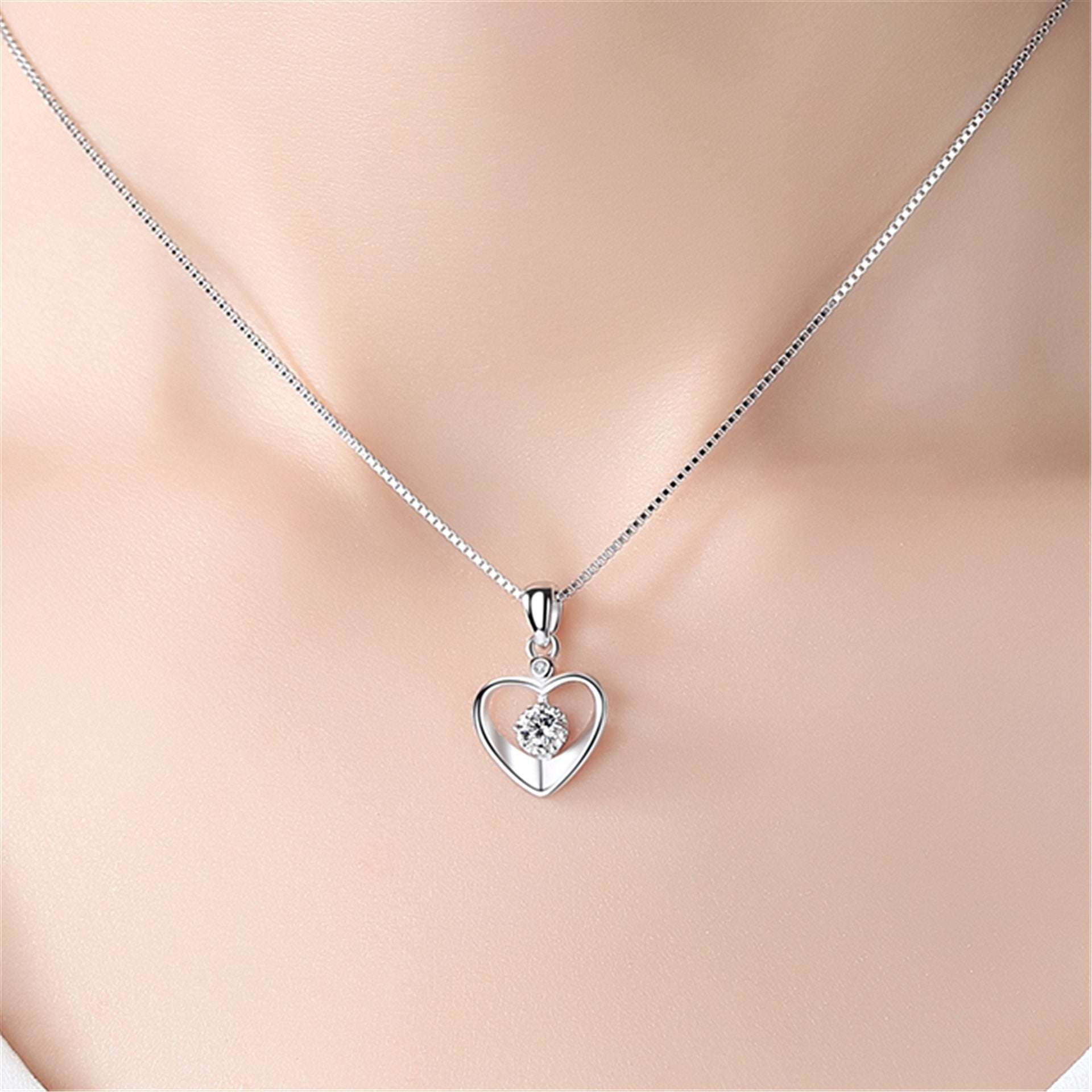 Zircon Heart Pendant Necklace