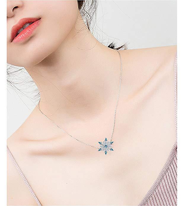 Zircon Christmas Snowflake Necklace