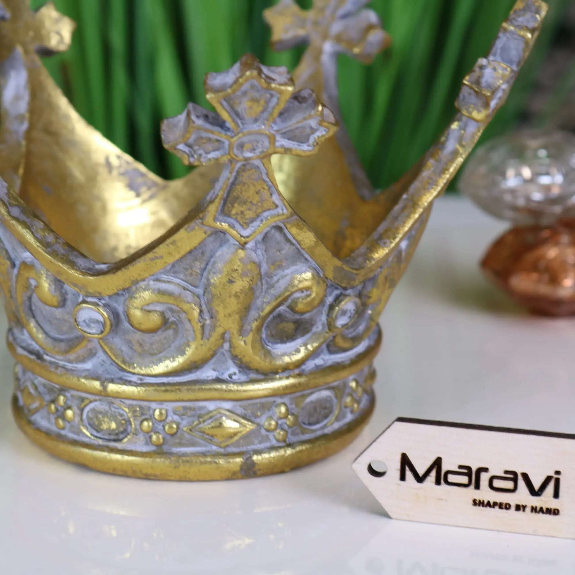 Ziro Crown Candle Holder Vintage Style