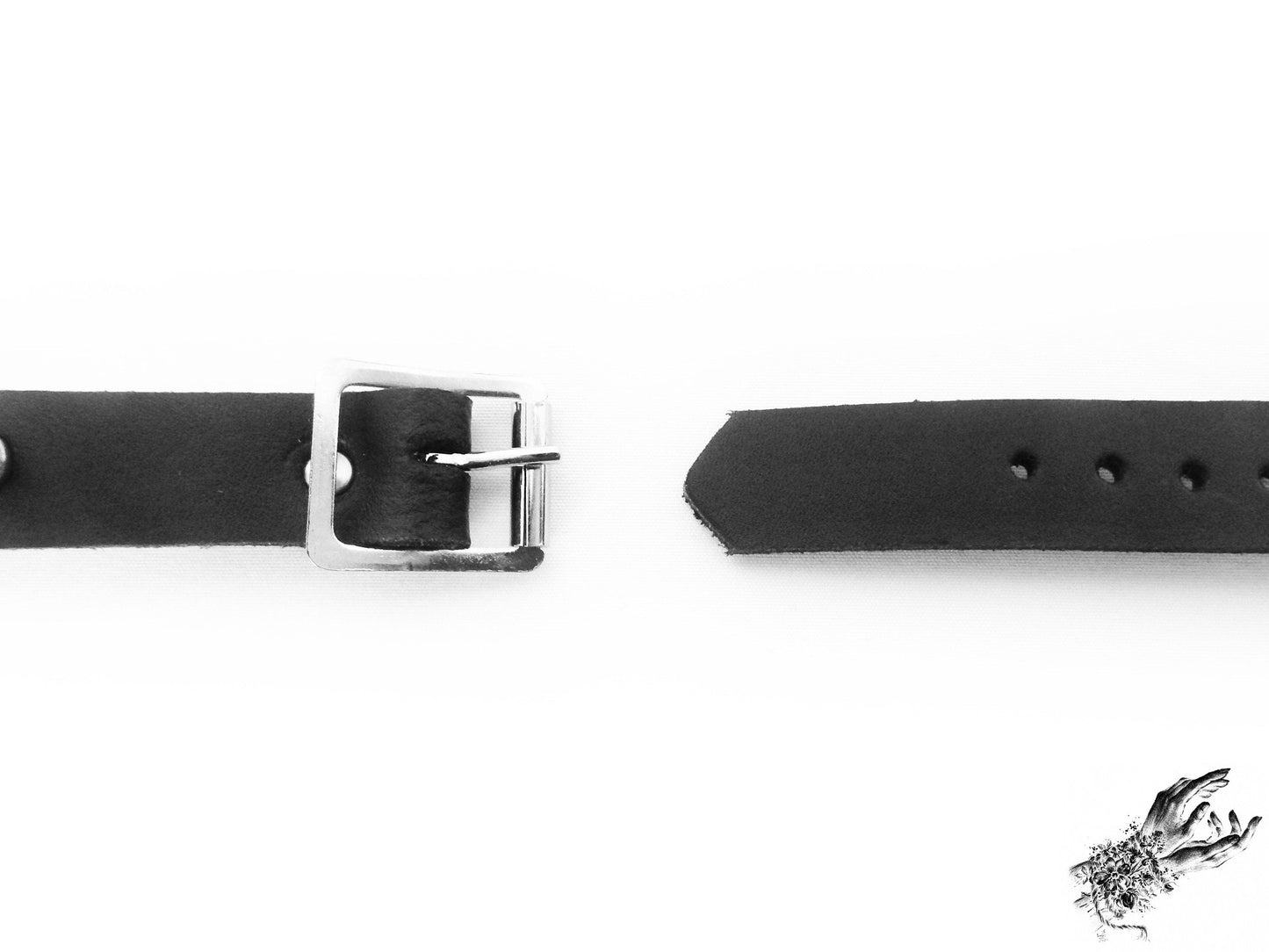Black Leather Heart Ring Wristband
